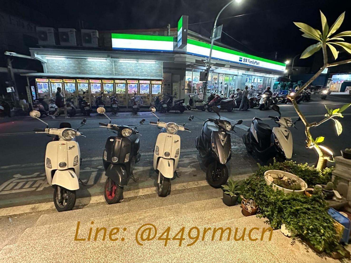 尹居 包棟民宿 เสี่ยวหลิวฉิว ภายนอก รูปภาพ